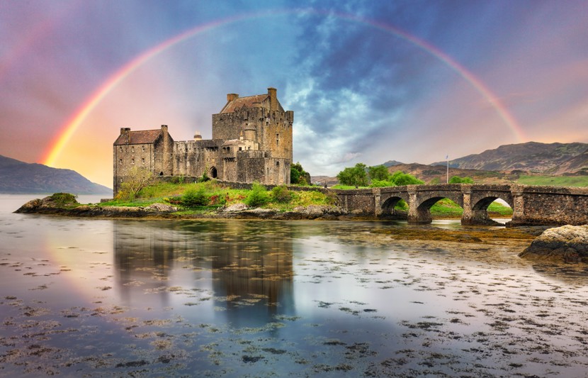 Eilean Donan Castle_Scotland.jpg