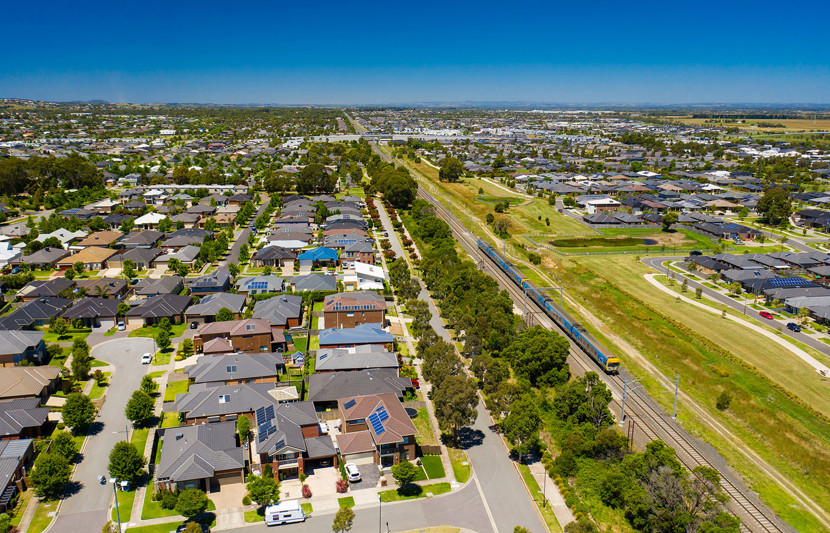 Melbourne-suburbs-train-line.jpg
