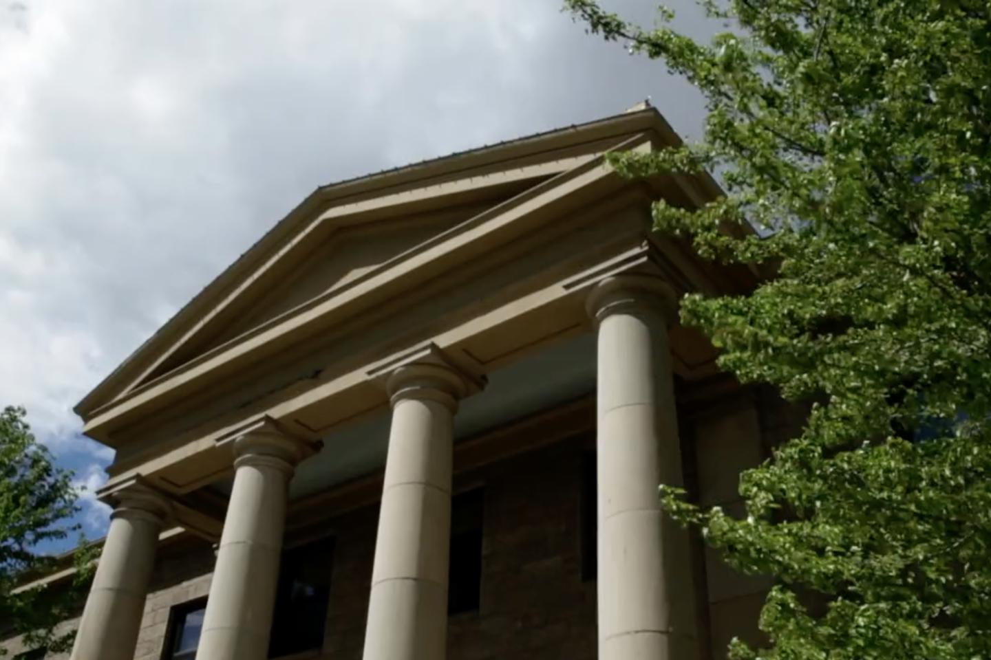 Defence building with tall columns