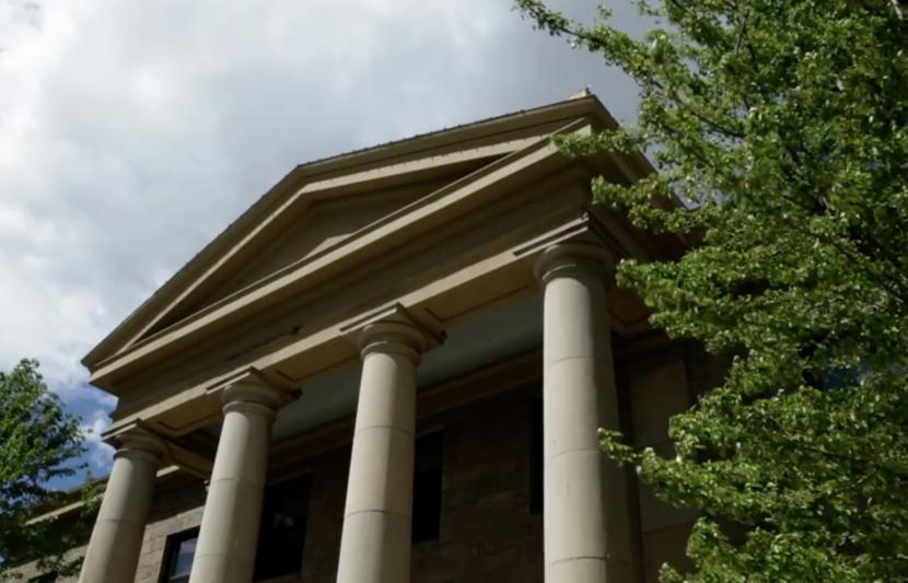 Defence building with tall columns