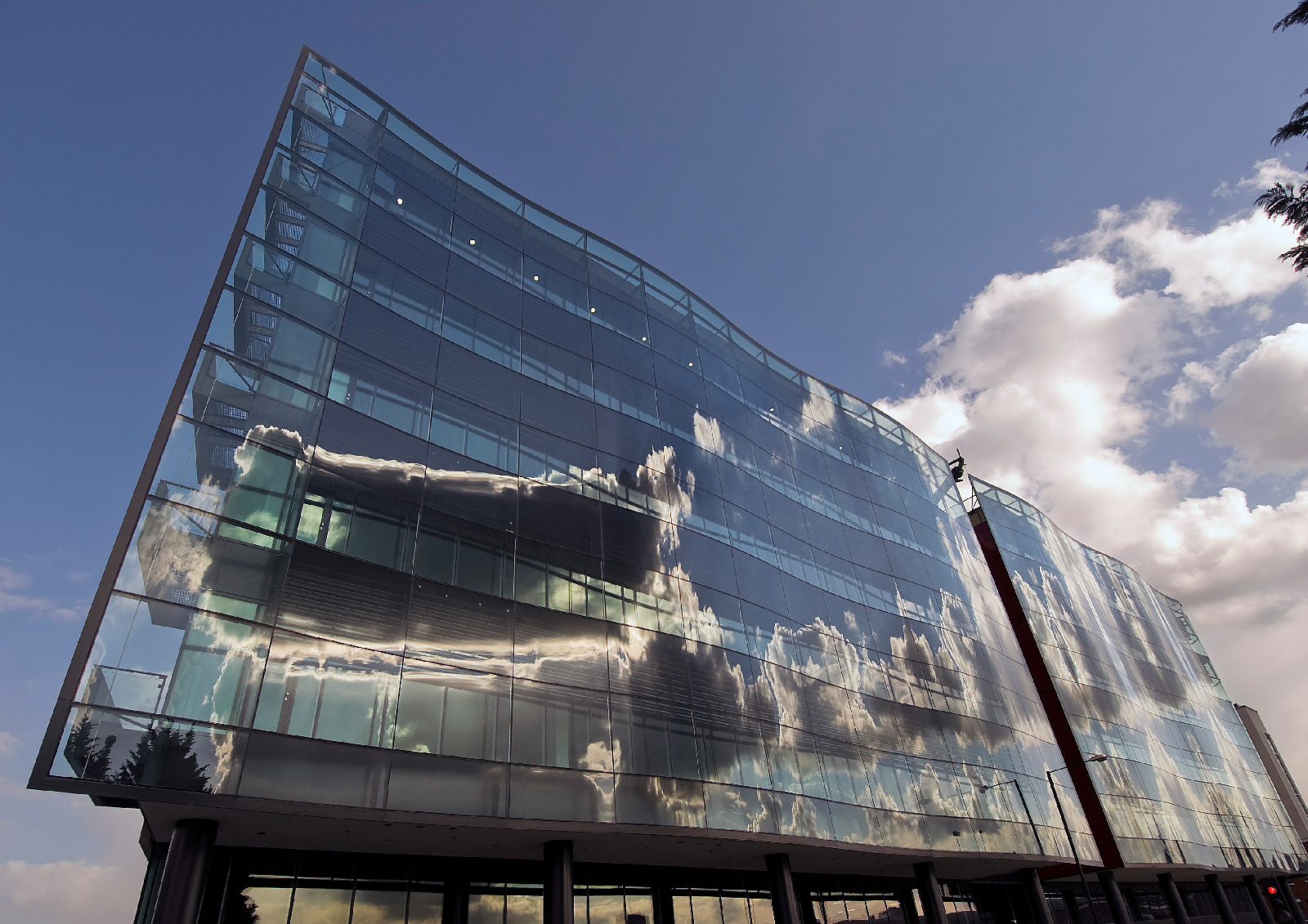 BREEAM IN-USE ASSESSMENT SECURES EXCELLENT AND OUTSTANDING RANKINGS FOR KINGS PLACE, LONDON