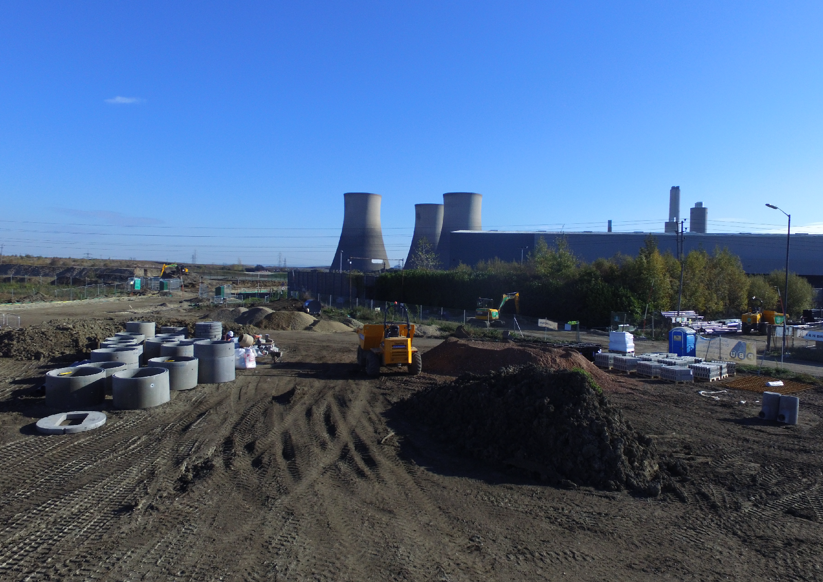 Scenic picture of manufacturing plant