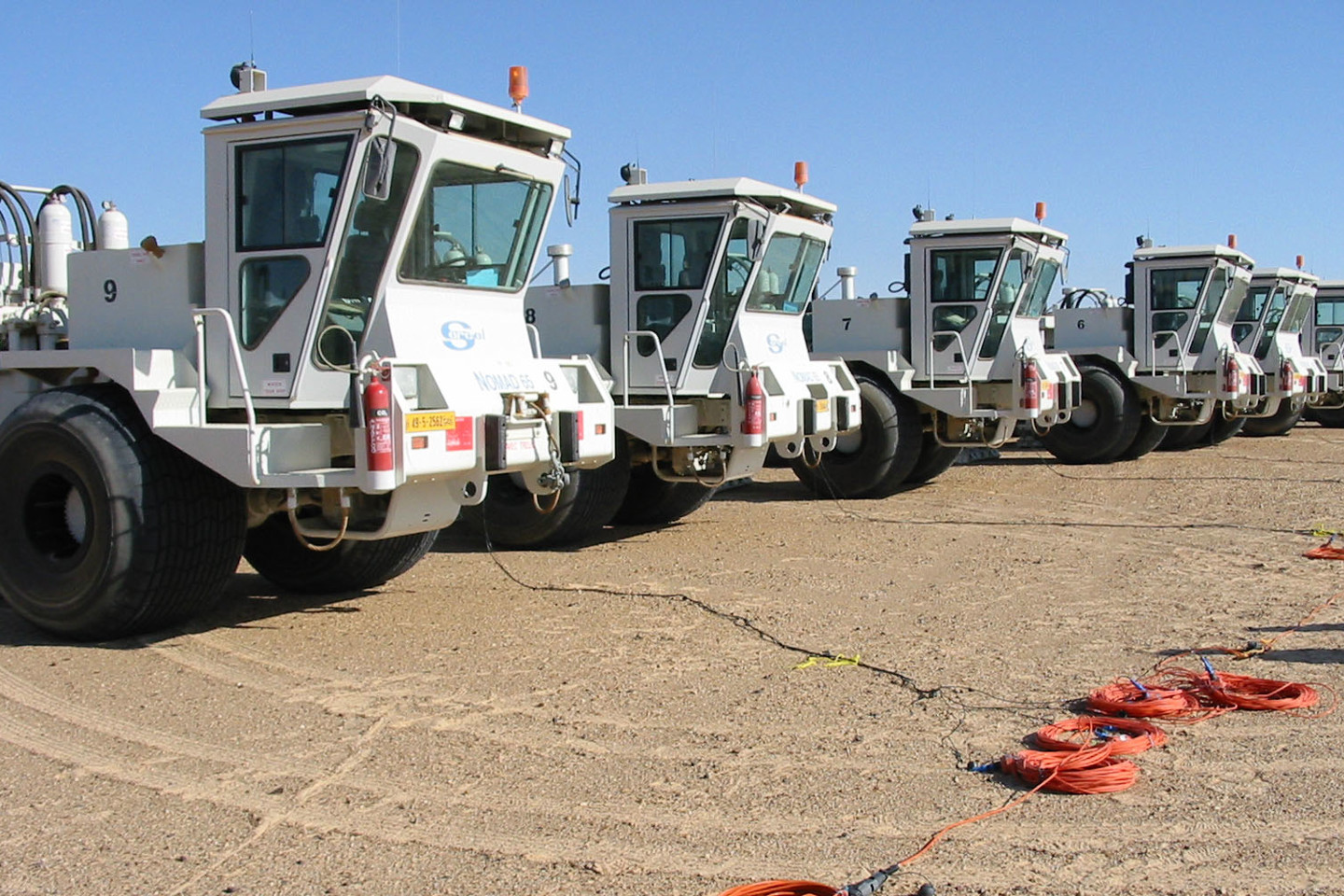 Technical audits on a seimic survey vibrator tests