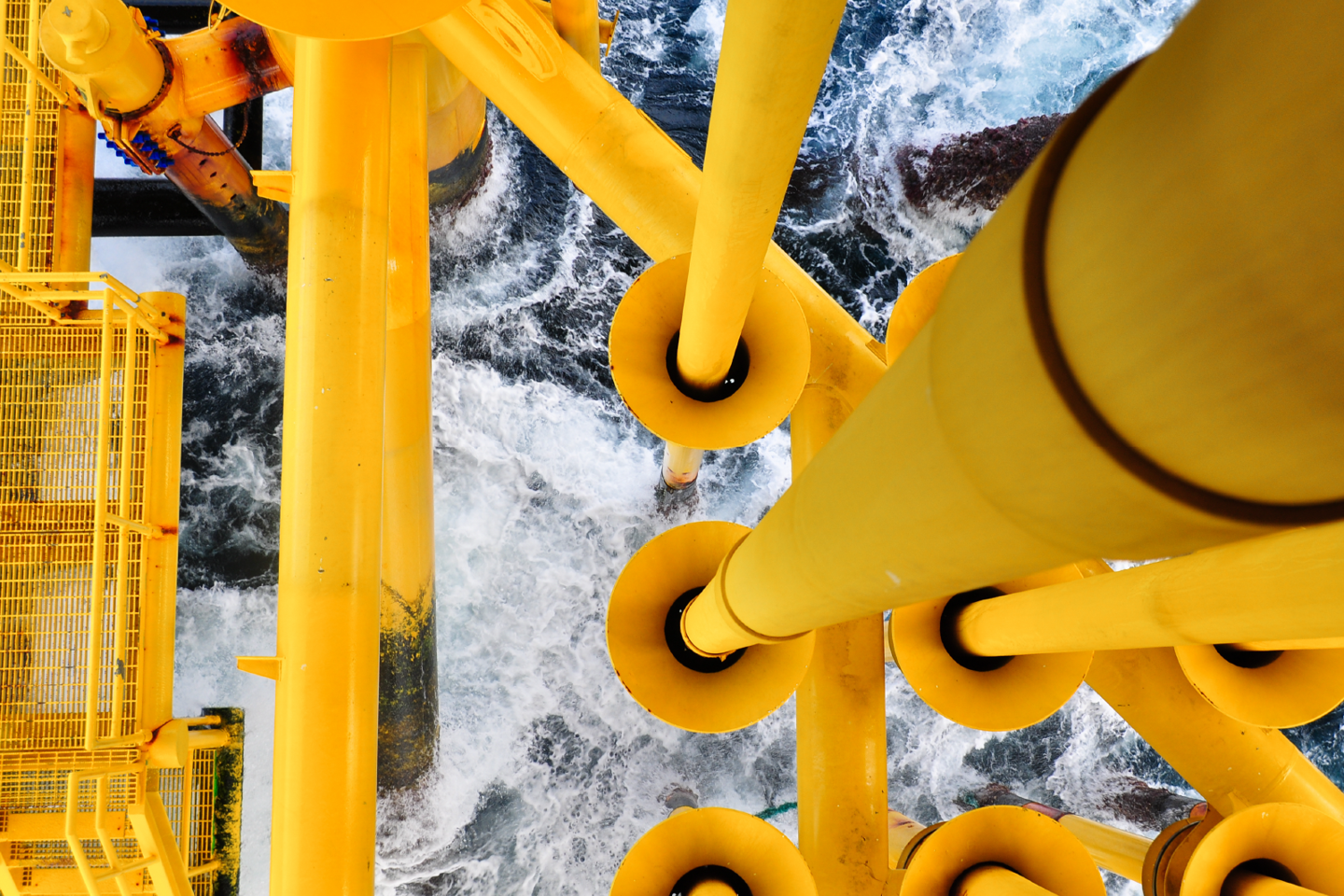 Oil and gas pipes submerged in the sea for energy production